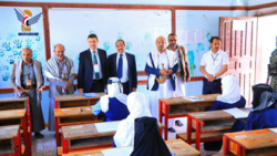 تفقد الاختبارات الأساسية والدورات الصيفية في سنحان بمحافظة صنعاء 