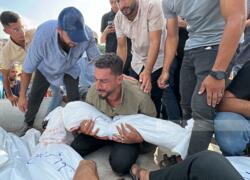 ارتفاع عدد شهداء القصف الصهيوني على خان يونس إلى 71 شهيدًا