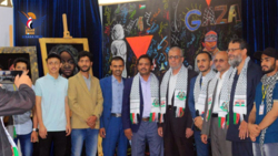 Hamas representative visits plastic art exhibition “Point” to support Palestine in Sana’a