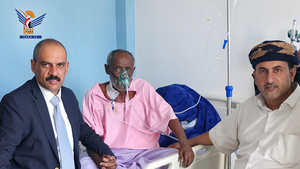 استاندار سقطری در حال بررسی وضعیت سلامتی اسعد مبارک، یکی از مقامات استان