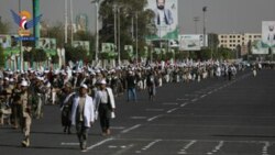 Bewaffnete Volksparade für die erste Runde der offenen „Al-Aqsa Flood“-Turniere auf dem Sabeen Square