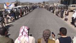 Tribal stand in Mawiya district to condemn poet Al-Hattam's murders & young man Al-Amiri in Taiz